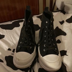 Black platform converse